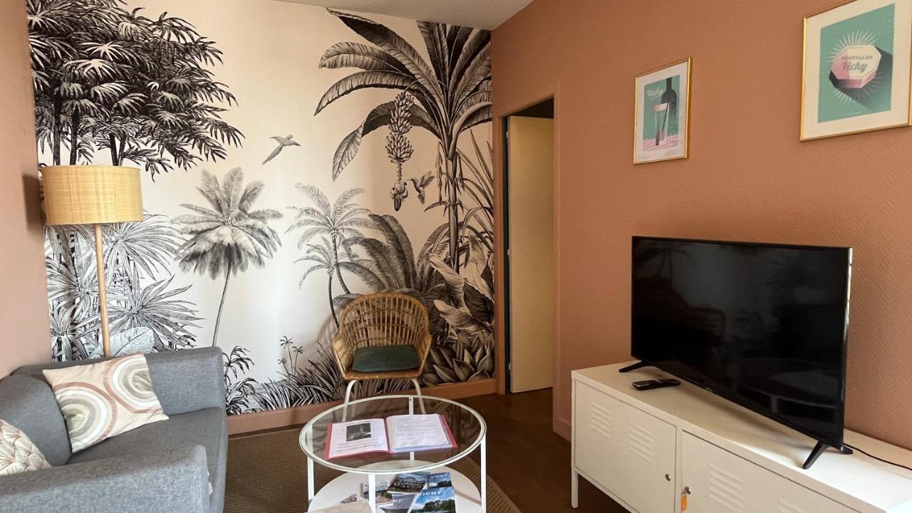 Le Vichy Centre, Spacieux Et Cosy T2 Avec Vue, Au Calme Zewnętrze zdjęcie